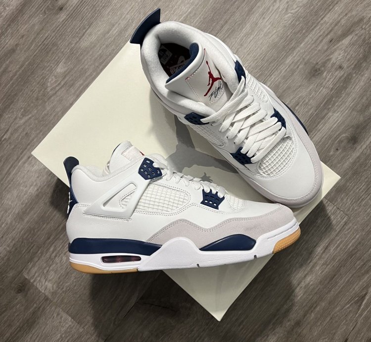 Nike Air Jordan 4 Retro Sb