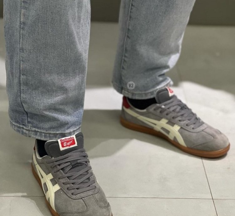 Asic S Onitsuk A Tiger Tokuten Grey Sneakers