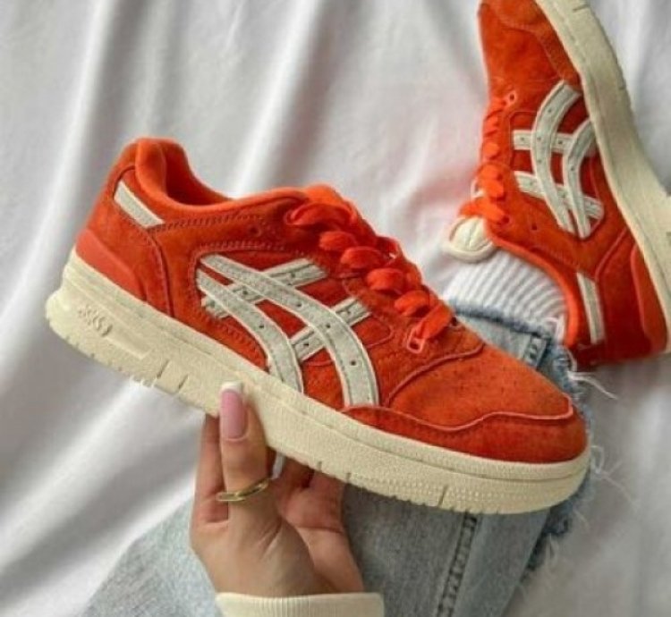 Asics Ex89 Kith Orange Suede Cream Sneakers