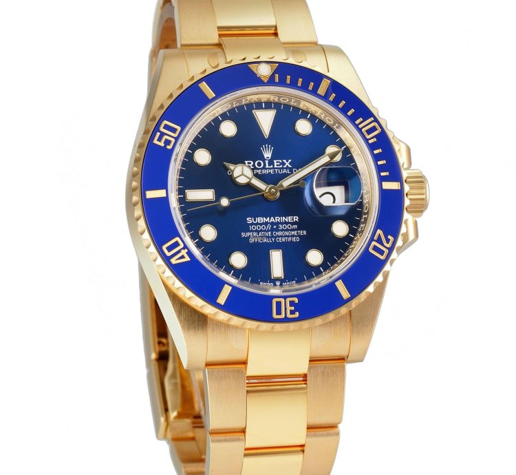Rolex Submariner Date 41mm 18k Yellow Gold Ceramic Bezel Blue Dial
