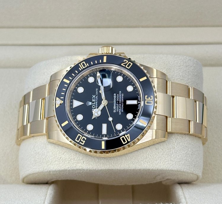 Rolex Submariner Date 41mm 18k Yg Black Dial Ref 126618ln Unworn