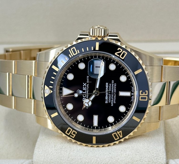 Rolex Submariner Date 41mm 18k Yg Black Dial Ref 126618ln Unworn