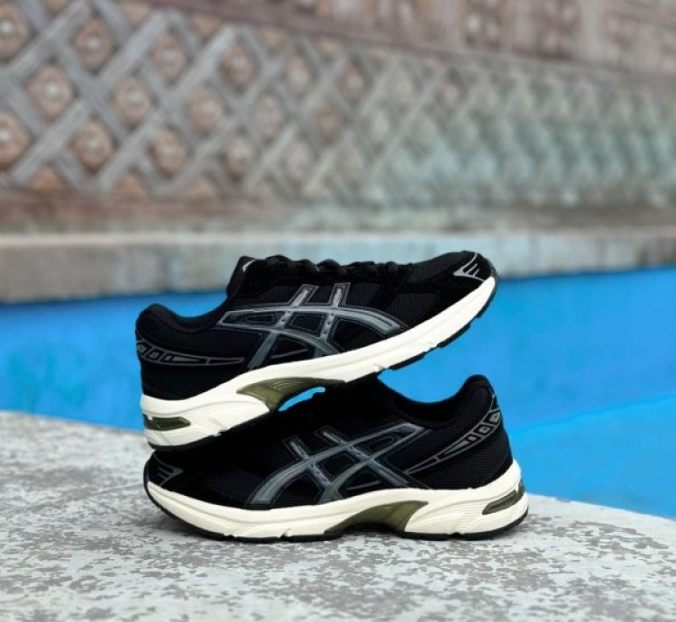 Asics Gel 1130 Black Metropolis Running Shoes