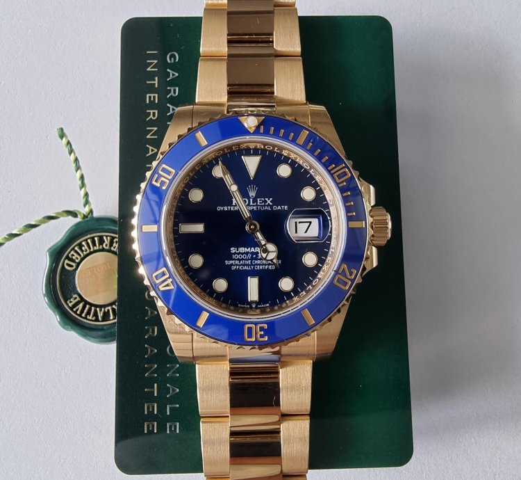 Rolex Submariner Date 41mm Blue 126618lb 2022 New