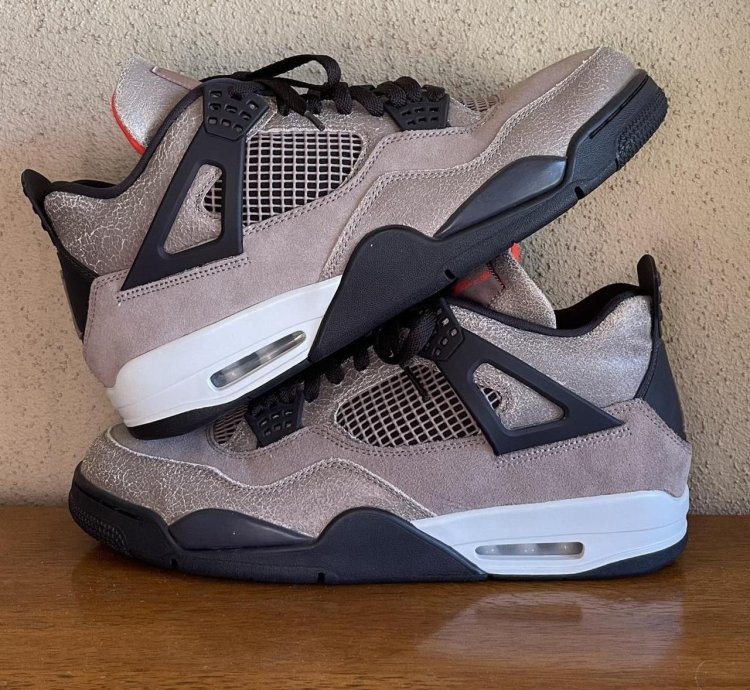 Nike Air Jordan 4 Taupe Haze