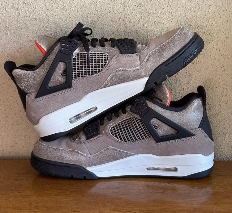 Nike Air Jordan 4 Taupe Haze