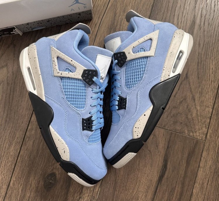 Nike Air Jordan 4 University Blue Unc Sz 11 New