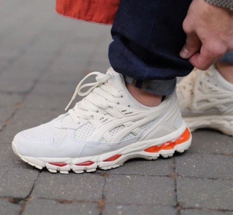 Asics Gel Kayano Trainer 21 Birch Running Shoes