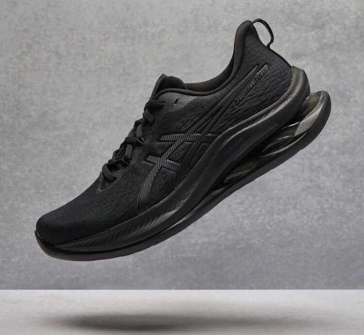 Asics Gel Kensei Max Running Shoes