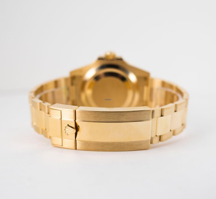 Rolex Submariner Date 41mm Yellow Gold Black Dial 126618ln