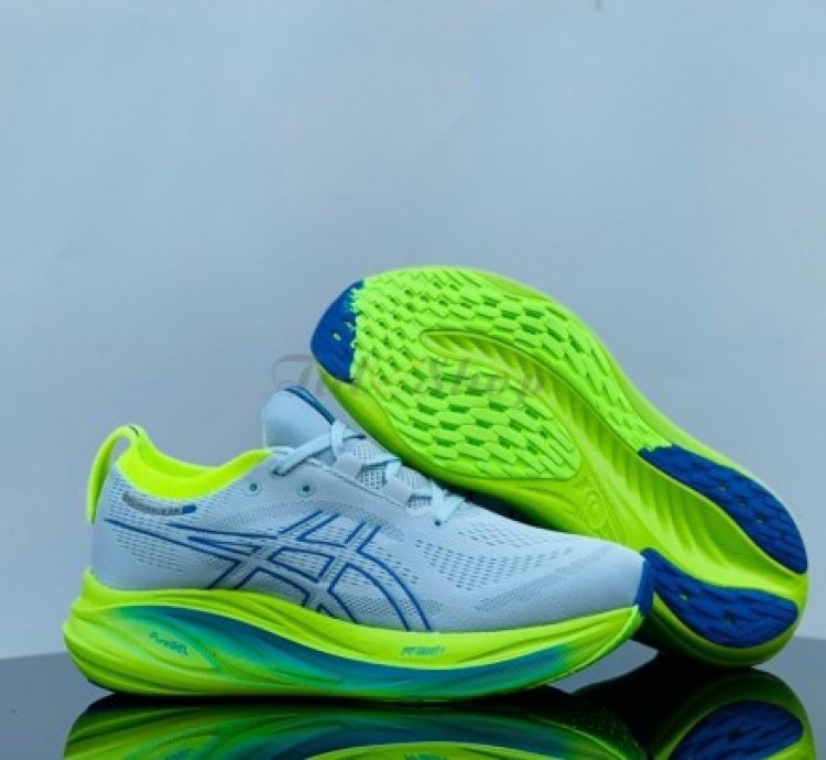 Asics Gel Nimbus 26 Lite Show Running Shoes