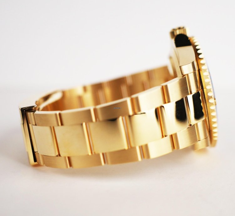 Rolex Submariner Date 41mm Yellow Gold Blue Bezel Blue Dial 126618lb