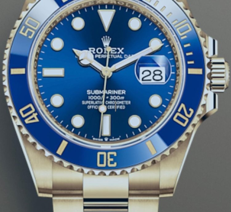 Rolex Submariner Date 41mm Yellow Gold Blue Dial 126618lb