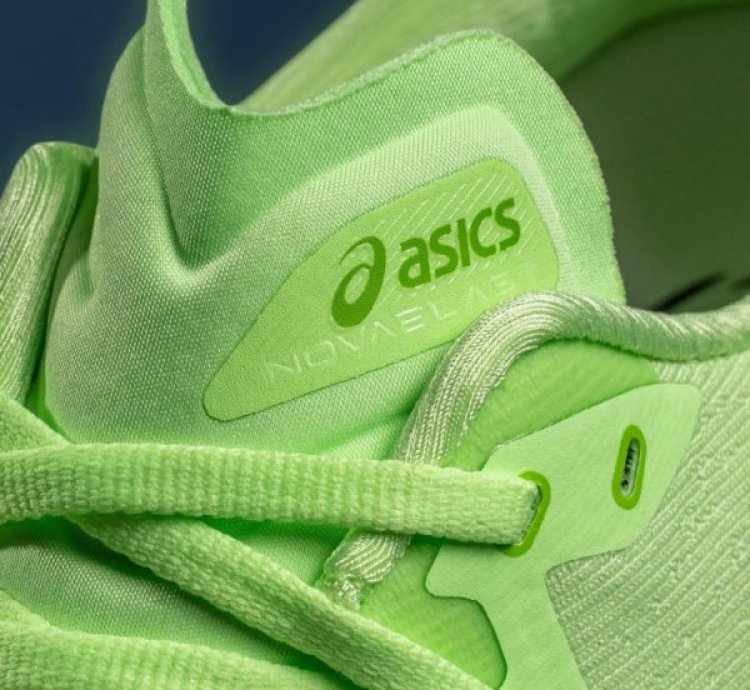Asics Nova Blast 4 Neon Green Running Shoes