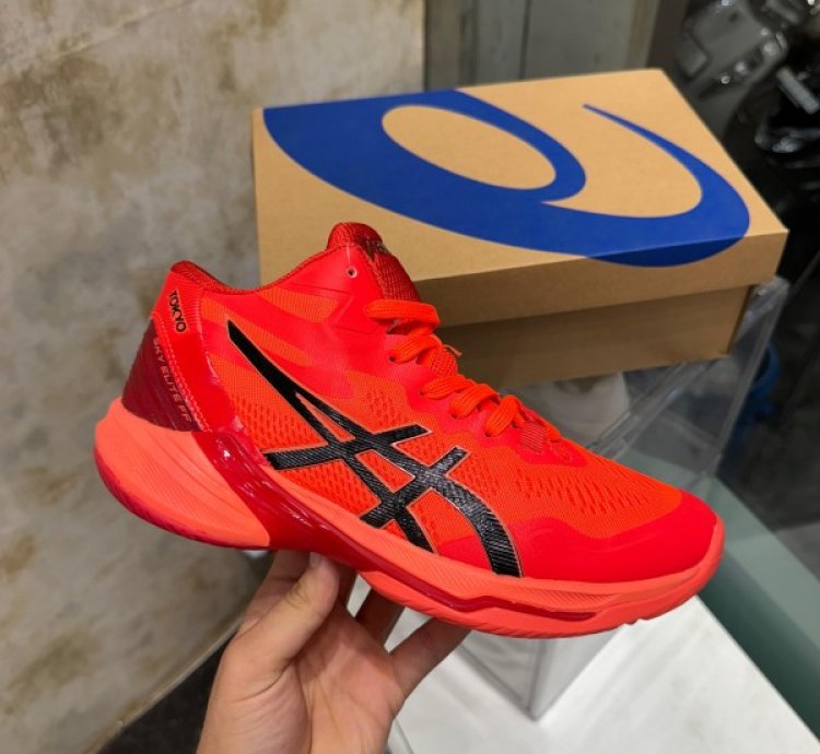Asics Sky Elite Ff Tokyo Red Sneakers