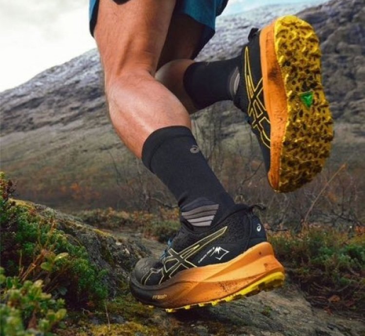 Asics Trabuco Max 2 Yellow Running Shoes