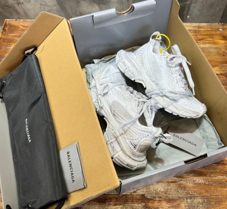 Balenciag A 3xl White Sneakers
