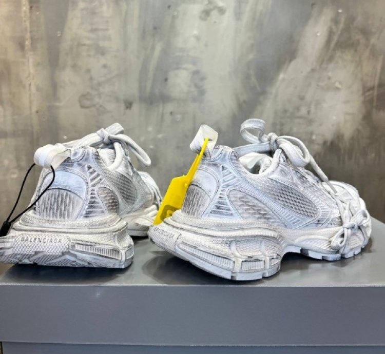 Balenciag A 3xl White Sneakers