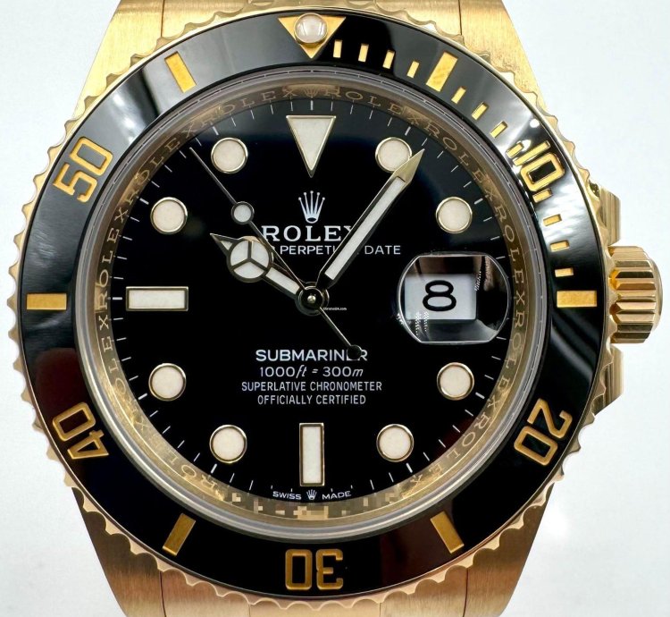 Rolex Submariner Date Black Dial 41mm Yellow Gold 126618ln Unworn 2023