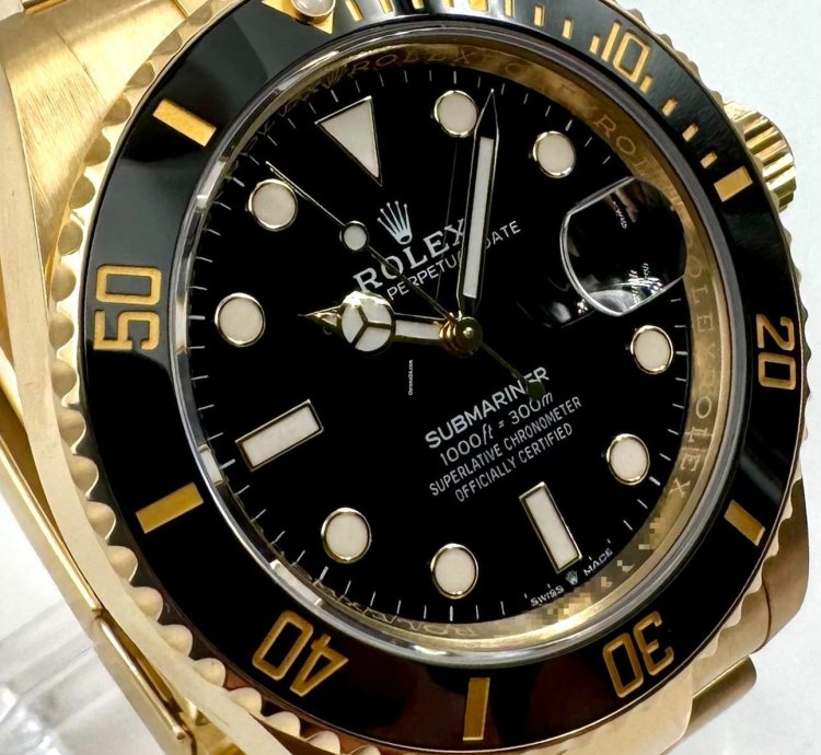 Rolex Submariner Date Black Dial 41mm Yellow Gold 126618ln Unworn 2023