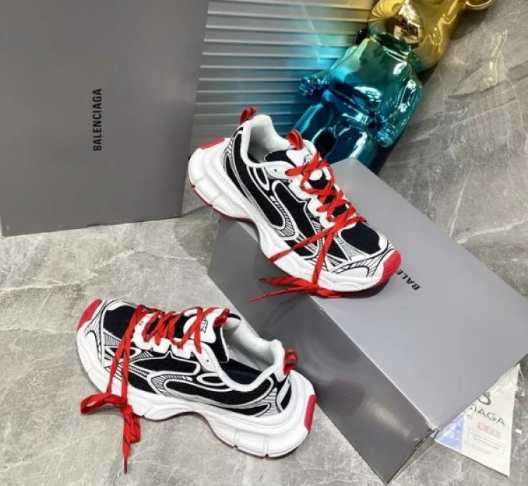 Balenciaga 3xl Me S Trainers Black White Sneakers