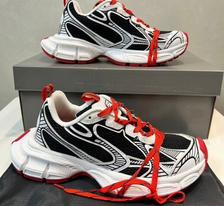 Balenciaga 3xl Me S Trainers Black White Sneakers