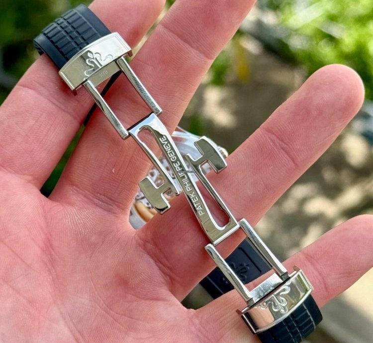 Patek Philippe Aquanaut 2018 Aquanaut 5167a Box Papers