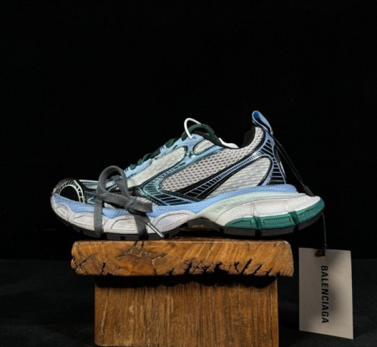 Balenciaga 3xl Me S Trainers In White Blue Sneakers