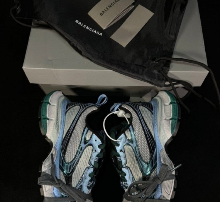 Balenciaga 3xl Me S Trainers In White Blue Sneakers