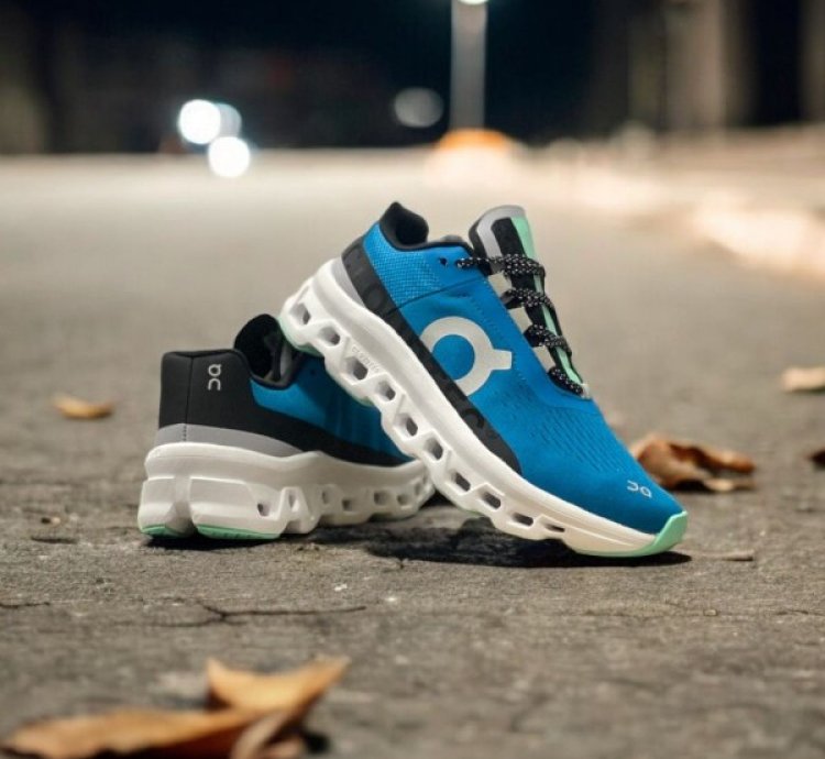 Cloud Monster Dust Vapor On Sneakers