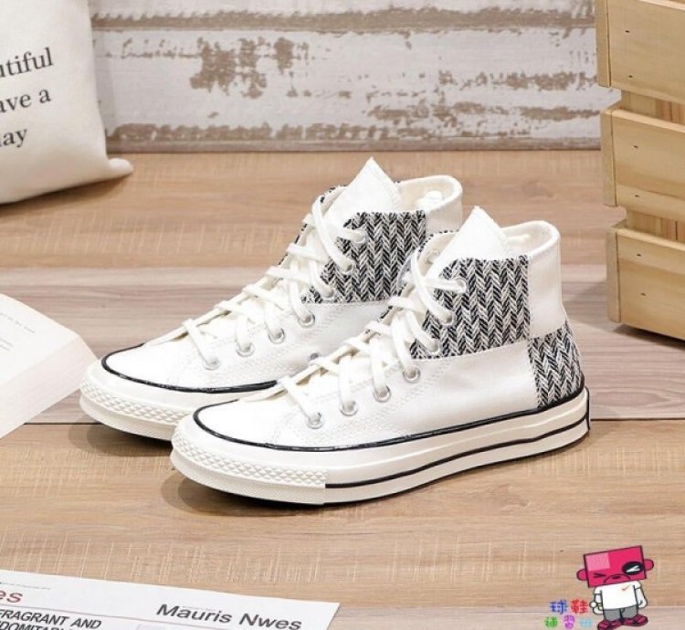 Converrse Chuck 70 Herringbone Black White Sneakers