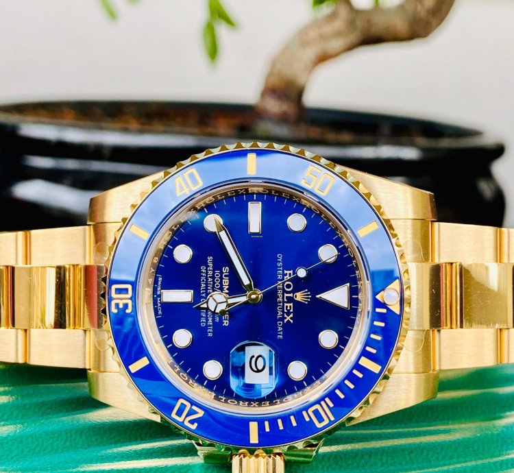 Rolex Submariner Date Blue Dial 116618lb like New - Amazing Condition