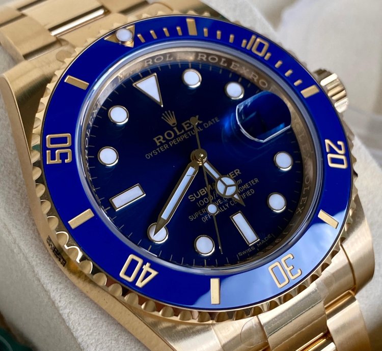 Rolex Submariner Date Blue Dial 116618lb like New - Amazing Condition