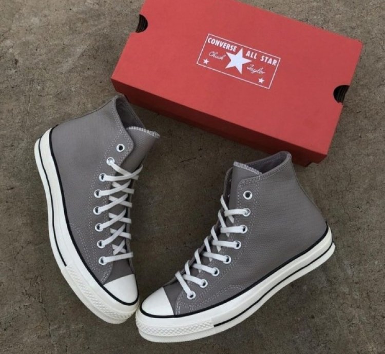 Convers E Chuck Taylor 70s High Grey Sneakers