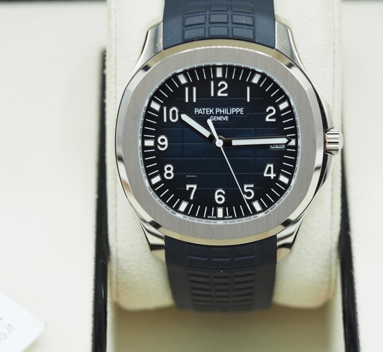 Patek Philippe Aquanaut 20th Anniversary Aquanaut Blue