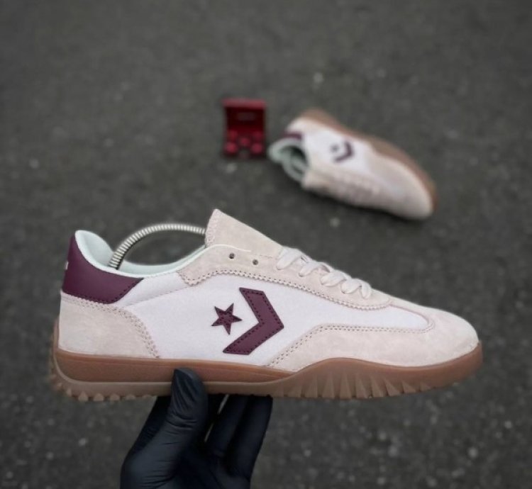 Convers E Run Star Trainer Blush Hush Orchid Sneakers