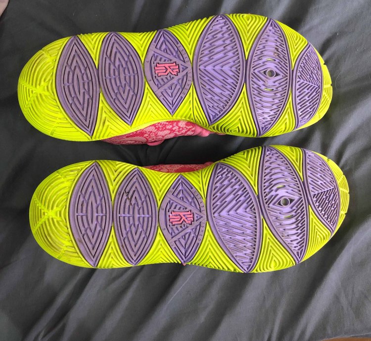 Spongebob Squarepants Kyrie 5 Patrick