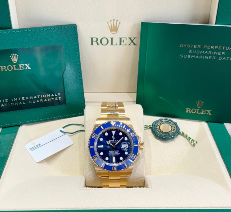 Rolex Submariner Date Blue Dial Yellow Gold 41mm 2023