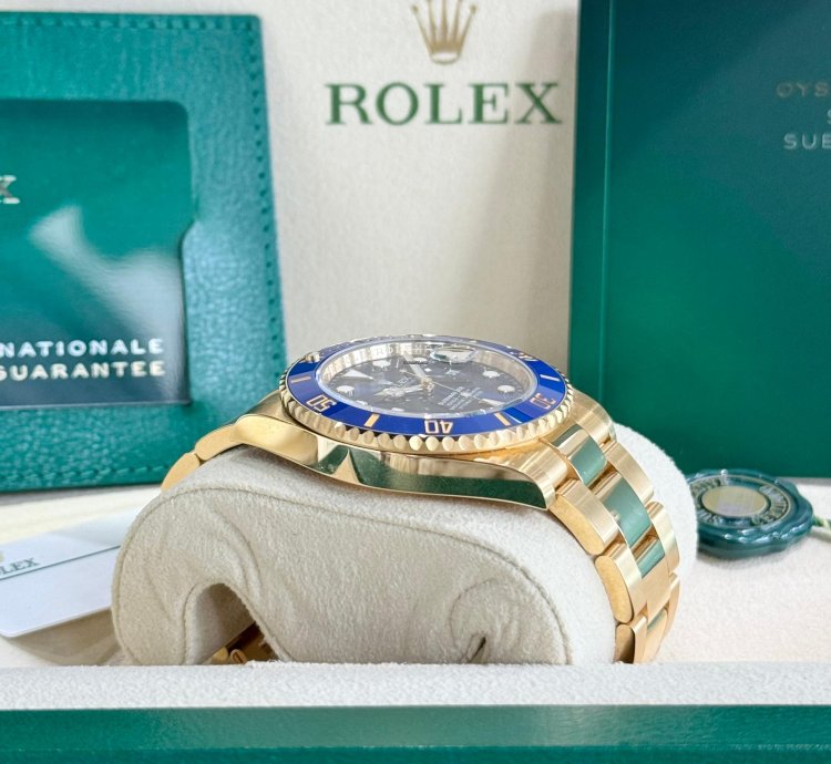 Rolex Submariner Date Blue Dial Yellow Gold 41mm 2023