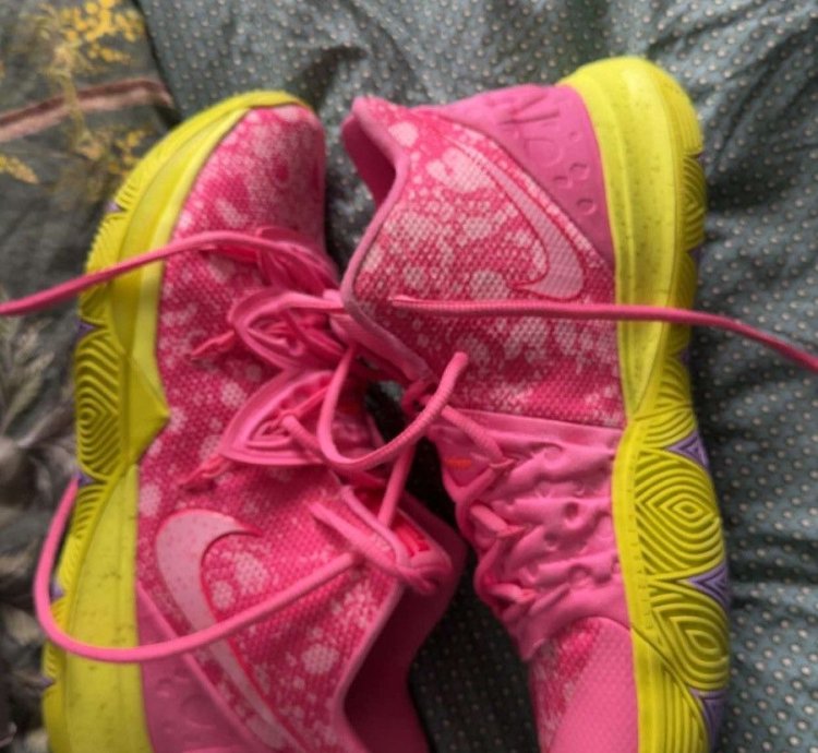 Spongebob Squarepants Nike Kyrie 5 Patrick