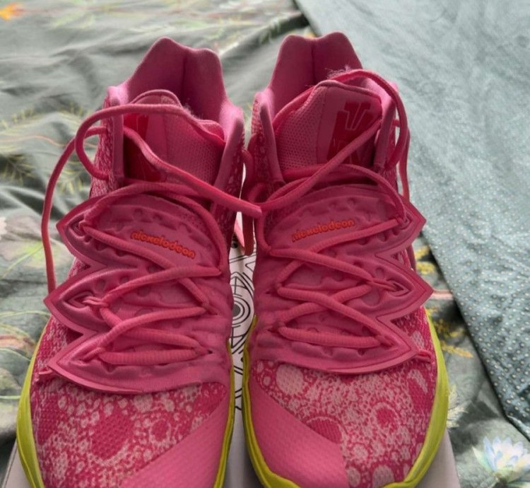 Spongebob Squarepants Nike Kyrie 5 Patrick