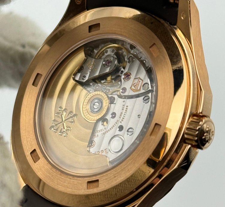 Patek Philippe Aquanaut 40mm Rose Gold Rubber Strap 5167r Box Papers 2021