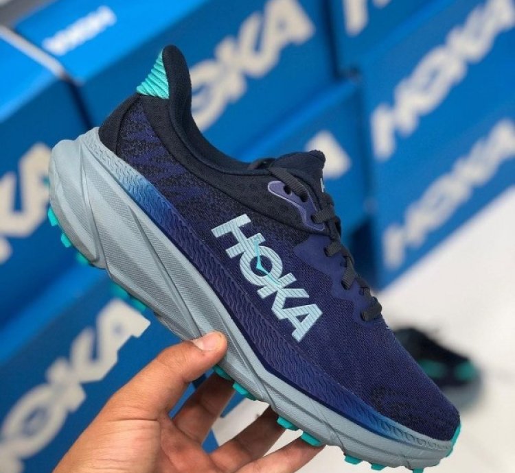 Hok A Challenger Atr 7 Navy Blue Sneakers