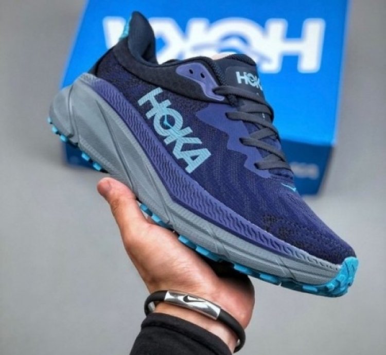 Hok A Challenger Atr 7 Navy Blue Sneakers