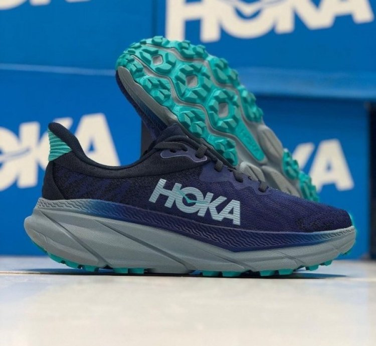 Hok A Challenger Atr 7 Navy Blue Sneakers