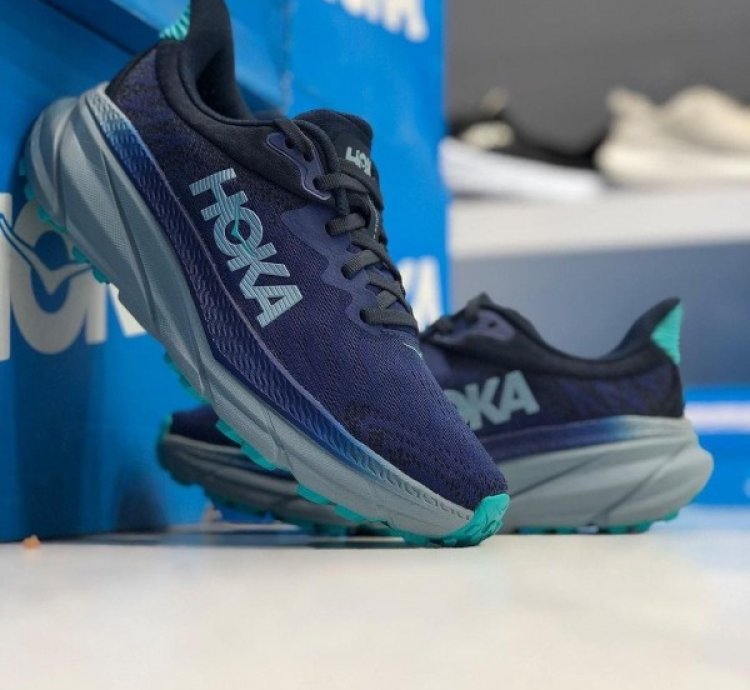 Hok A Challenger Atr 7 Navy Blue Sneakers