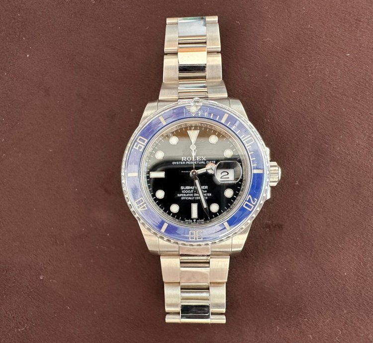 Rolex Submariner Date Full Set 2023