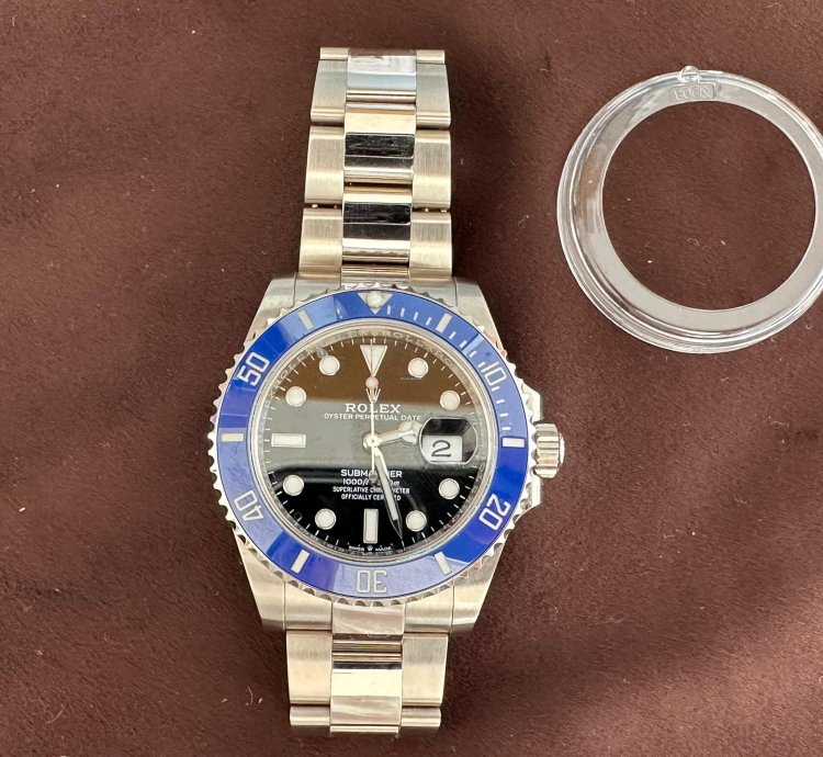 Rolex Submariner Date Full Set 2023