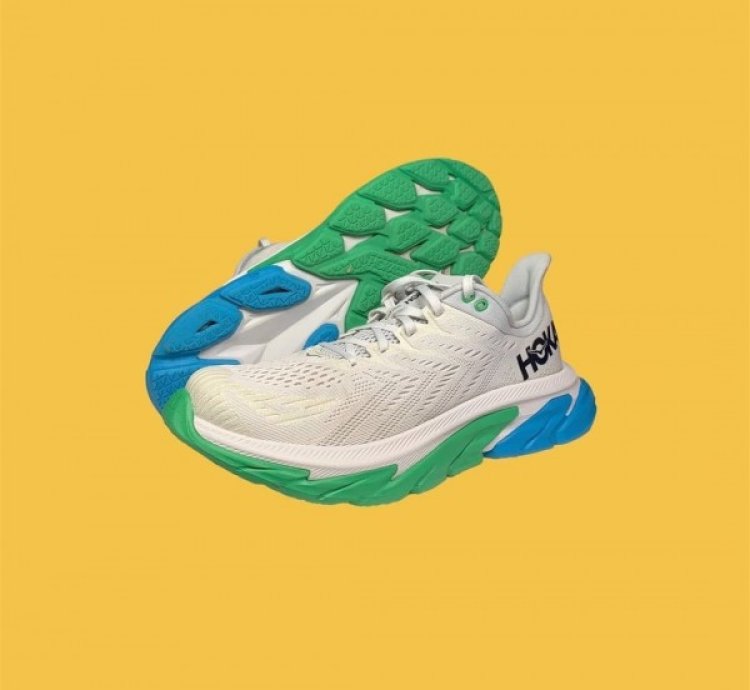 Hok A Men S Clifton Edge Running Shoes