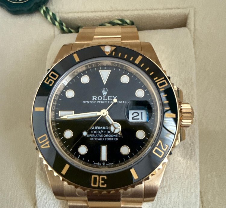Rolex Submariner Date Full Set Perfetto